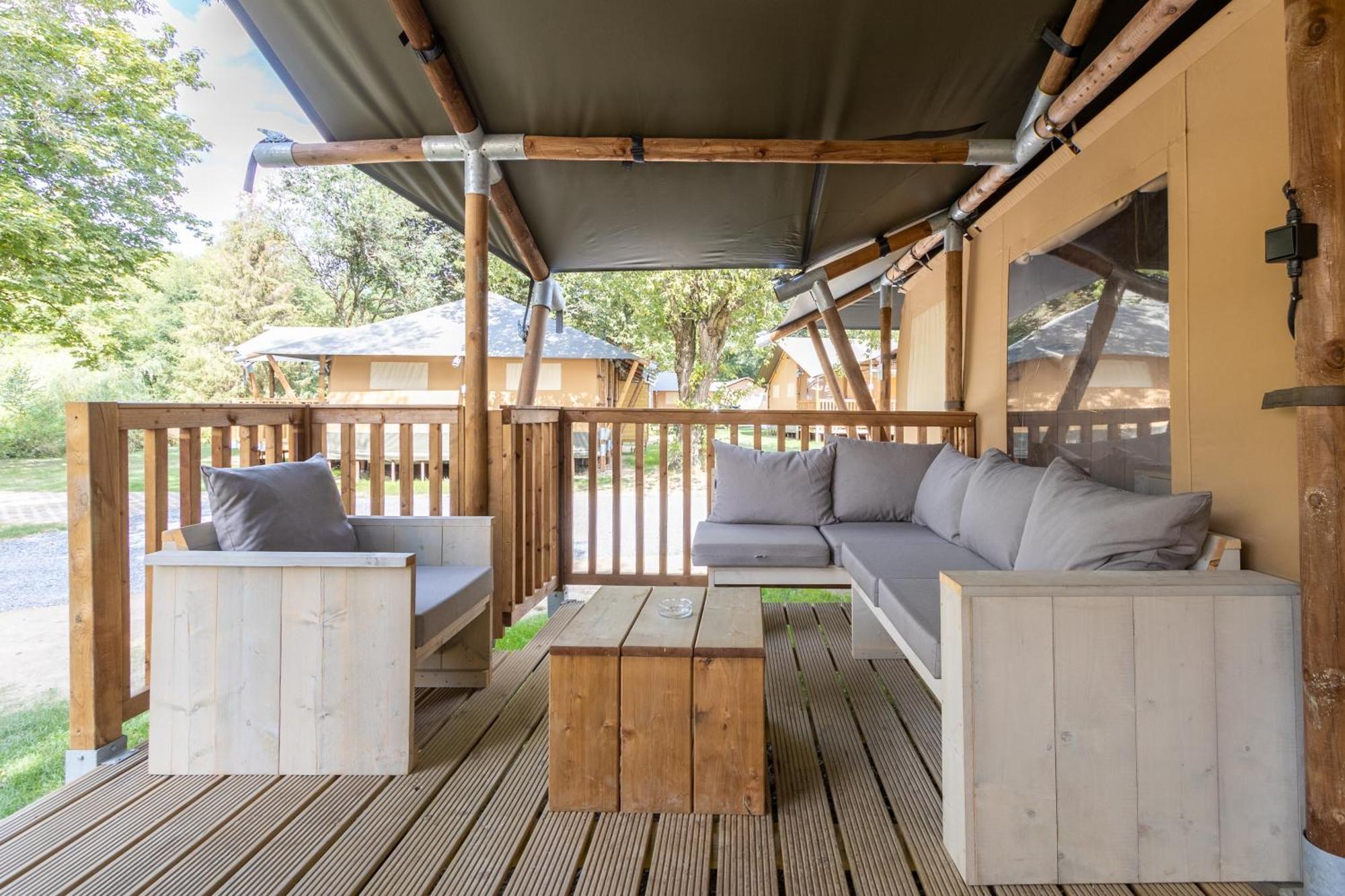 Landal Glamping Neufchâteau Hotel Bagian luar foto