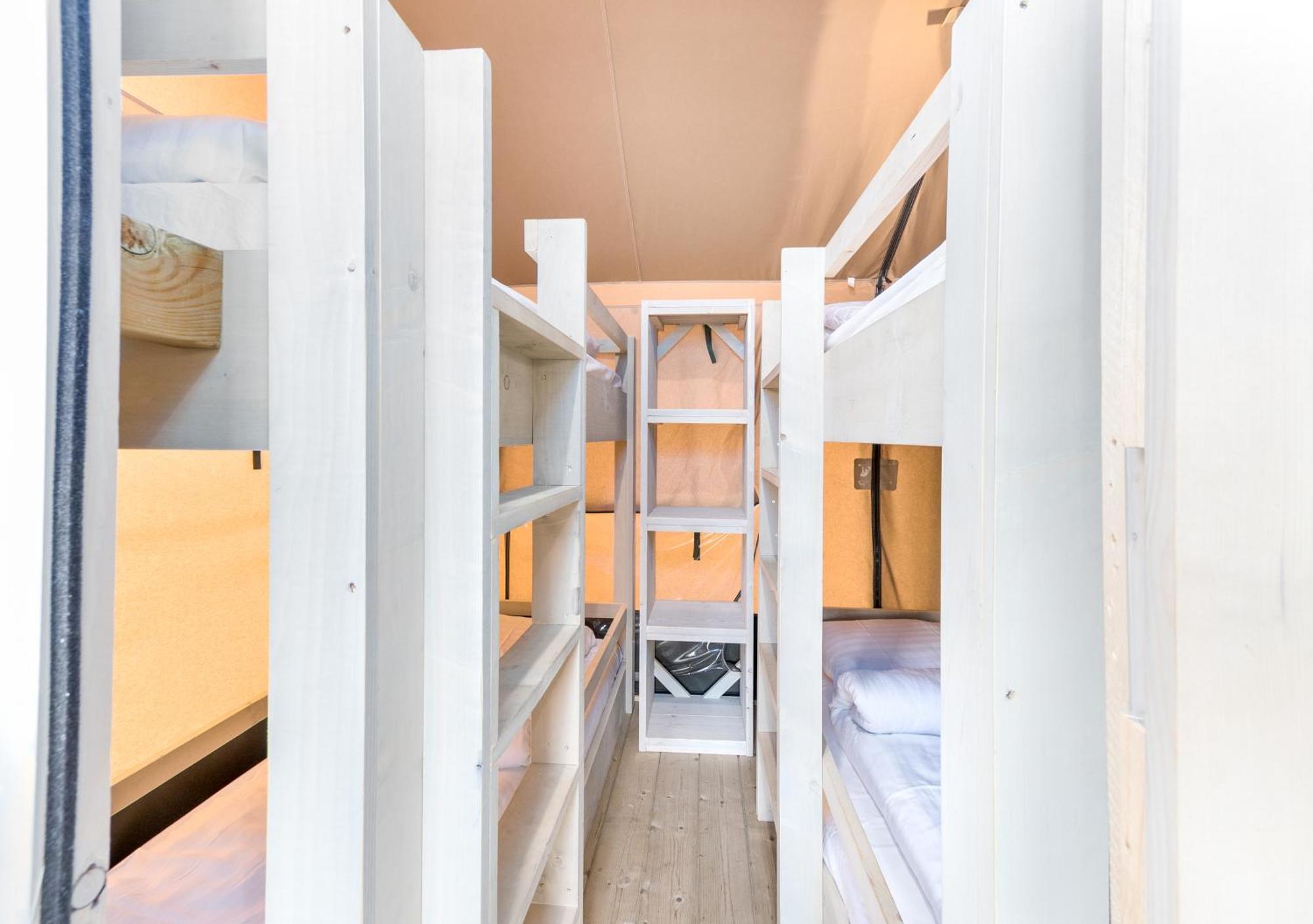 Landal Glamping Neufchâteau Hotel Ruang foto